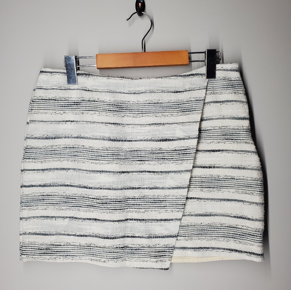GAP Tweed Mini Skirt Size 8